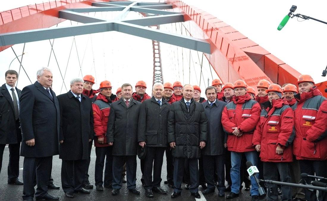 Фото Опубликовали фотографии Путина во время визитов в Новосибирск 9